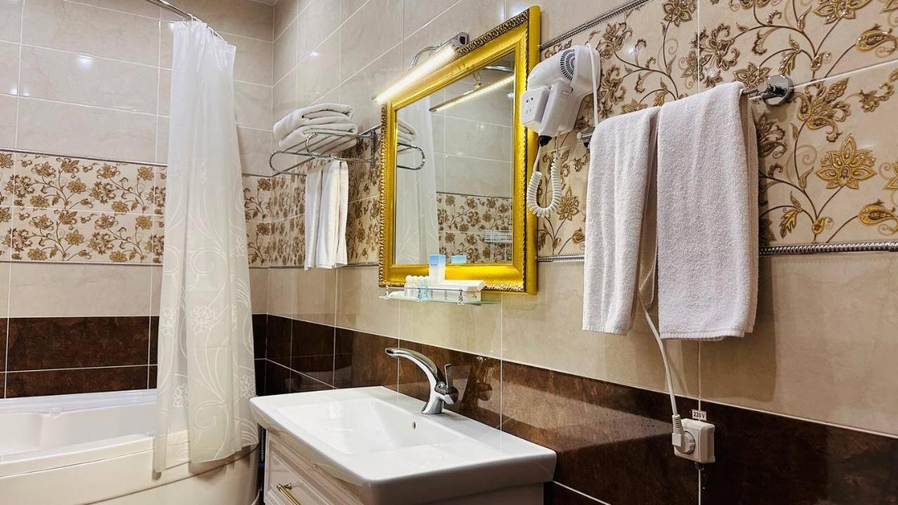 Garden Plaza Bukhara Hotel Kültér fotó
